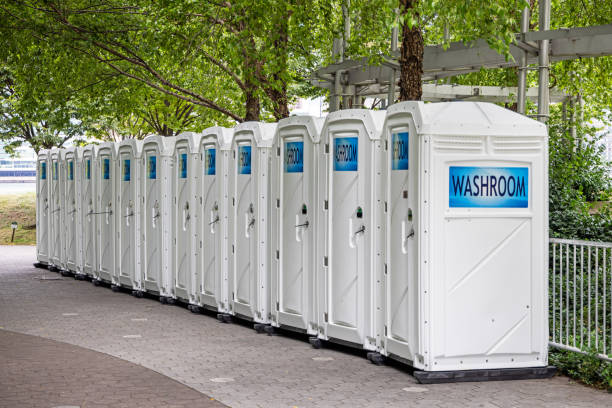 Best Portable bathroom rental  in Oakwood, OH