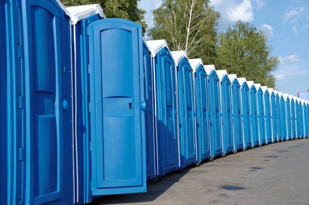 Best Porta potty rental near me  in Oakwood, OH